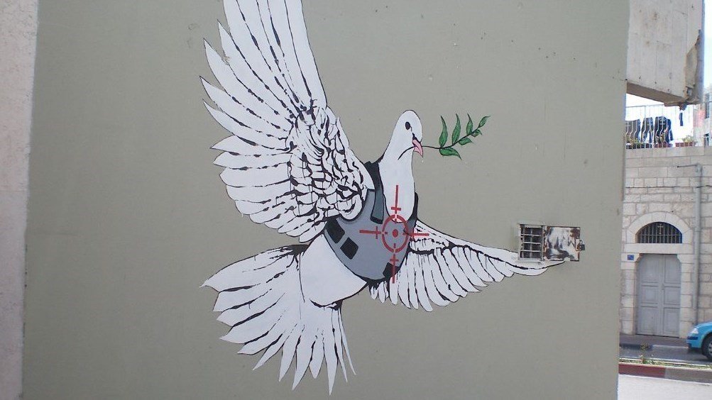 Diplomacy needs new lenses and language to create more peaceful world (pic:eddiedangerous/flickr)